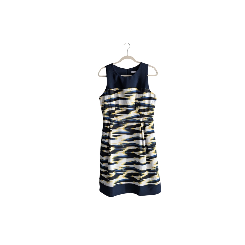 Luxe by Carmen Marc Valvo Size 12